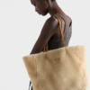 Stor totebag i fårskinn