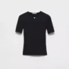 T-shirt med korta ärmar i stretchtyg T-shirt med korta ärmar i stretchtyg