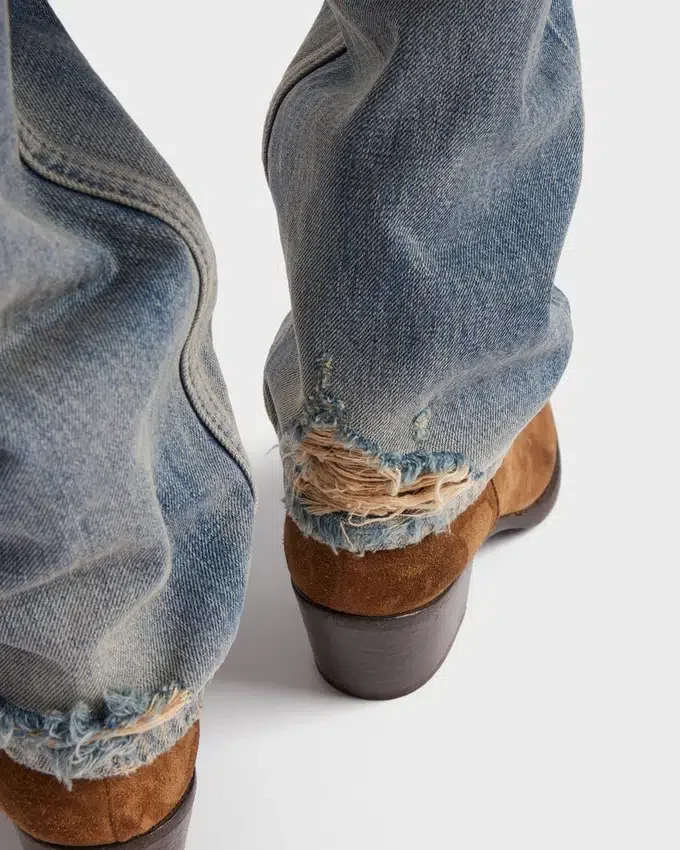 Tapered denimjeans Tapered denimjeans