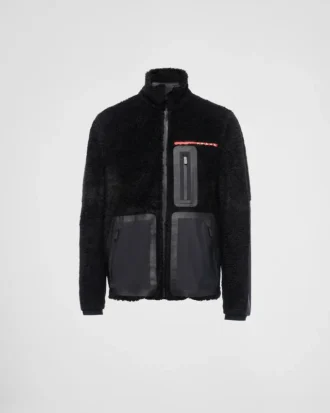 Teknisk jacka i återvunnen fleece