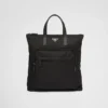 Tote-väska i Re-Nylon och Saffiano-läder Tote-väska i Re-Nylon och Saffiano-läder
