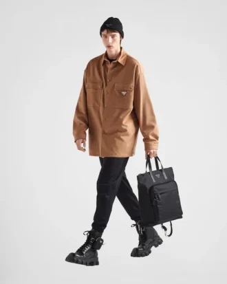 Tote-väska i Re-Nylon och Saffiano-läder Tote-väska i Re-Nylon och Saffiano-läder