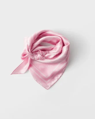 Tryckt silkescarf Tryckt silkescarf