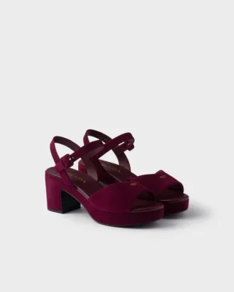 Vadderade sandaler i mocka