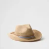 Virkad hatt