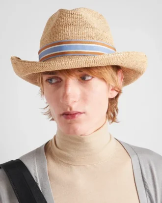 Virkad hatt
