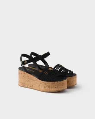 Väva sandaler med kilklack